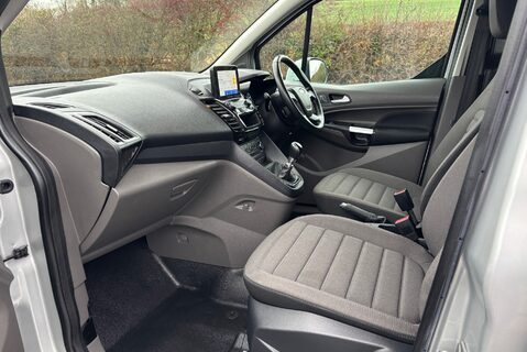 Ford Transit Connect 240 L1 Limited Panel Van - Rear Camera 3