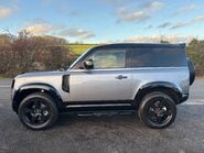 Land Rover Defender 90 D250 Hard Top 7