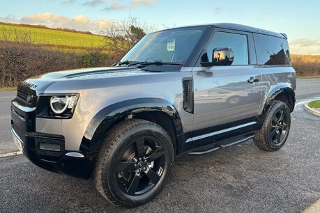 Land Rover Defender 90 D250 Hard Top