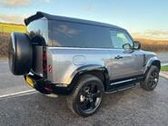 Land Rover Defender 90 D250 Hard Top 2