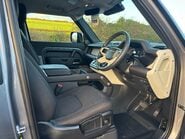 Land Rover Defender 90 D250 Hard Top 14