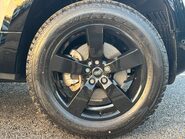 Land Rover Defender 90 D250 Hard Top 29