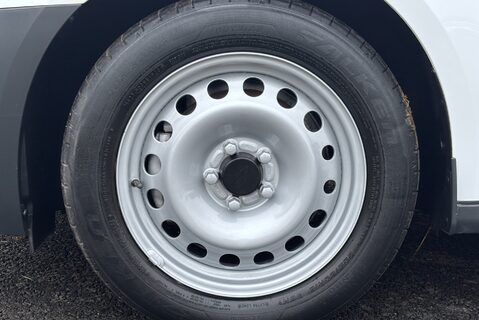 Ford Transit Connect 220 L1 Base 100 ps Double Cab in Van 31