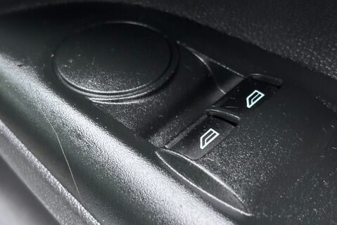 Ford Transit Connect 220 L1 Base 100 ps Double Cab in Van 33