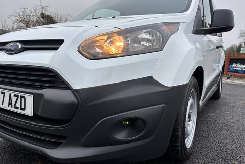 Ford Transit Connect 220 L1 Base 100 ps Double Cab in Van 22