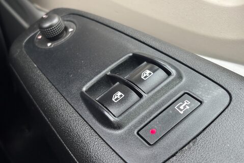 Citroen Relay 35 Heavy 160 ps L3 Dropside with Tail Lift - Air Con 32