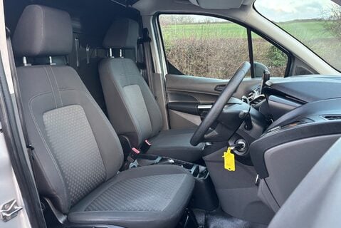 Ford Transit Connect 200 L1 Trend 100 ps Tdci Panel Van - Air Con / Sat Nav / Camera 4
