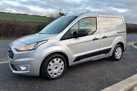 Ford Transit Connect 200 L1 Trend 100 ps Tdci Panel Van - Air Con / Sat Nav / Camera 1
