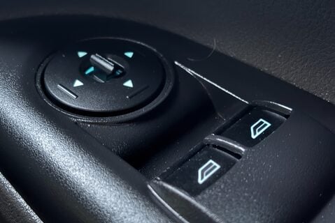 Ford Transit Connect 200 L1 Trend 100 ps Tdci Panel Van - Air Con / Sat Nav / Camera 34