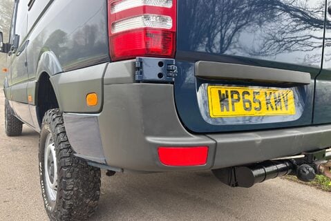 Mercedes-Benz Sprinter 316 Cdi Mwb Hr 4x4 Workshop Van 26