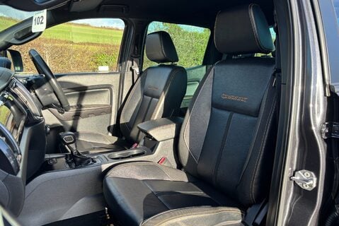 Ford Ranger Wildtrak 213 ps 4x4 Double Cab Pickup - Roller Shutter 3