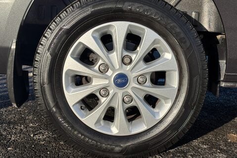 Ford Transit Custom 300 L2 130 ps Limited Panel Van - Upgraded Locks 33