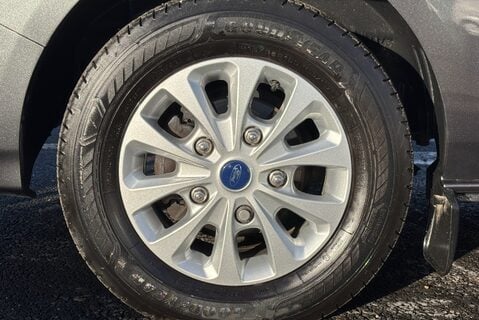 Ford Transit Custom 300 L2 130 ps Limited Panel Van - Upgraded Locks 32