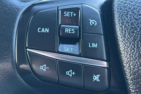 Ford Transit Custom 300 L2 130 ps Limited Panel Van - Upgraded Locks 20