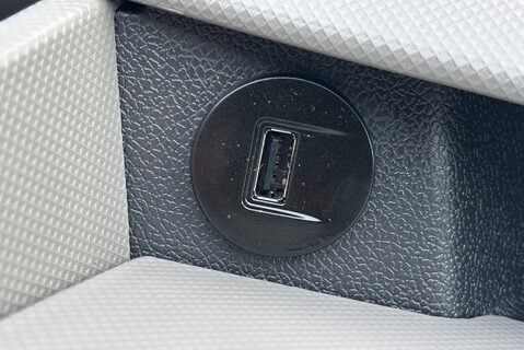 Vauxhall Movano F3500 L3 H1 Double Cab Dropside Truck with Tail Lift - Air Con 27