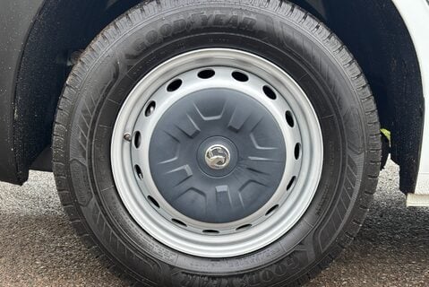 Vauxhall Movano F3500 L3 H1 Double Cab Dropside Truck with Tail Lift - Air Con 31