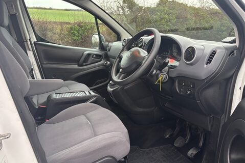 Peugeot Partner 850 S L1 1.6 Hdi 92ps Panel Van - Air Conditioning 16