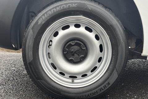 Peugeot Partner 850 S L1 1.6 Hdi 92ps Panel Van - Air Conditioning 26