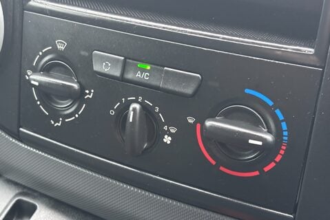 Peugeot Partner 850 S L1 1.6 Hdi 92ps Panel Van - Air Conditioning 17