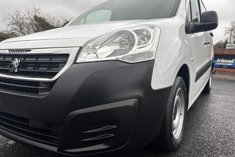 Peugeot Partner 850 S L1 1.6 Hdi 92ps Panel Van - Air Conditioning 18