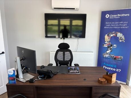 About Ideal Commercials 3