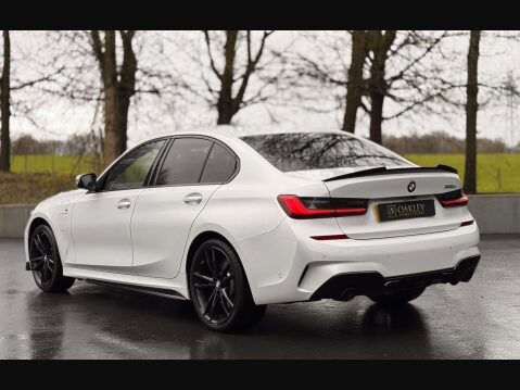 BMW 3 Series 2.0 330e 12kWh M Sport Auto Euro 6 (s/s) 4dr 2