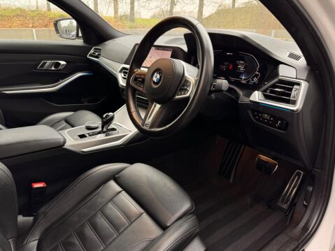 BMW 3 Series 2.0 330e 12kWh M Sport Auto Euro 6 (s/s) 4dr 33