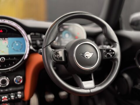 Mini Hatch 2.0 John Cooper Works Euro 6 (s/s) 3dr 17