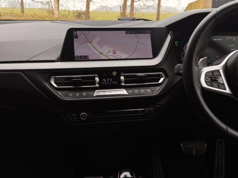 BMW 1 Series 2.0 M135i Auto xDrive Euro 6 (s/s) 5dr 4