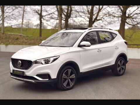 MG ZS 44.5kWh Exclusive Auto 5dr 25