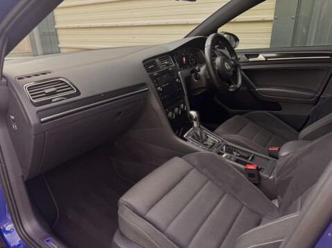 Volkswagen Golf 2.0 TSI R DSG 4Motion Euro 6 (s/s) 5dr 3