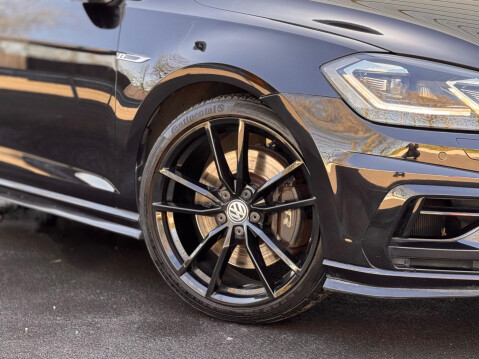 Volkswagen Golf 2.0 TSI R DSG 4Motion Euro 6 (s/s) 5dr 32