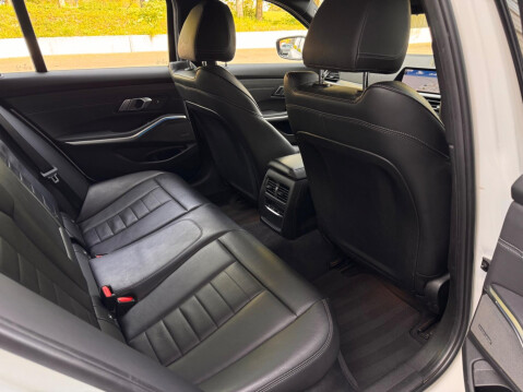 BMW 3 Series 2.0 330e 12kWh M Sport Touring Auto Euro 6 (s/s) 5dr 52