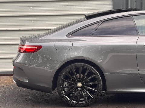 Mercedes-Benz E Class 2.0 E220d AMG Line (Premium Plus) G-Tronic+ Euro 6 (s/s) 2dr 27