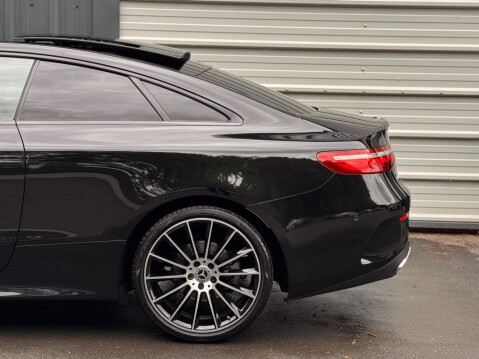 Mercedes-Benz E Class 2.0 E220d AMG Line (Premium Plus) G-Tronic+ Euro 6 (s/s) 2dr 29