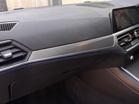 BMW 3 Series 2.0 320i M Sport Auto Euro 6 (s/s) 4dr 37
