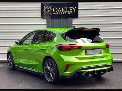 Ford Focus 2.3T EcoBoost ST Euro 6 (s/s) 5dr 2
