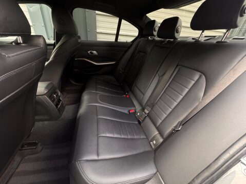 BMW 3 Series 2.0 318i M Sport Auto Euro 6 (s/s) 4dr 52