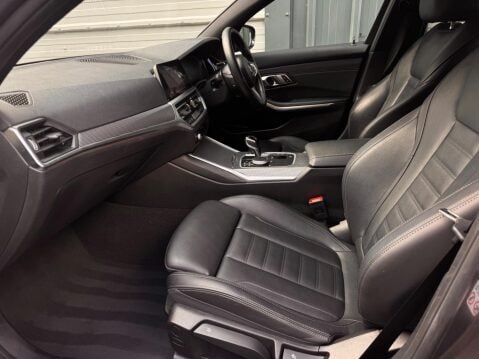 BMW 3 Series 2.0 318i M Sport Auto Euro 6 (s/s) 4dr 14