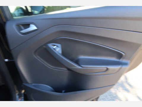 Ford Kuga 2.0 TDCi EcoBlue ST-Line Euro 6 (s/s) 5dr 23