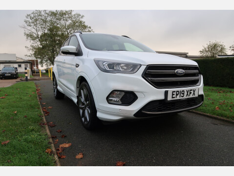 Ford Kuga ST-LINE TDCI 3