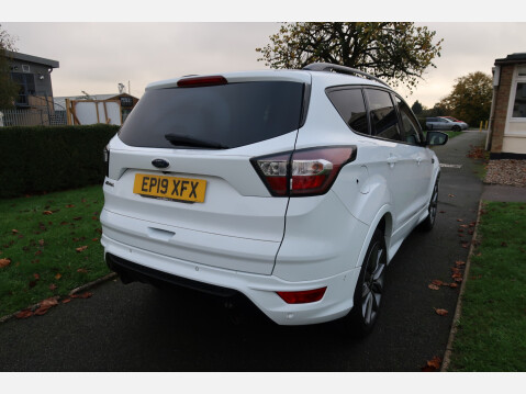 Ford Kuga ST-LINE TDCI 14