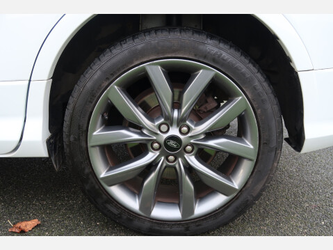 Ford Kuga ST-LINE TDCI 19