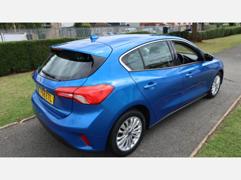 Ford Focus TITANIUM TDCI 14