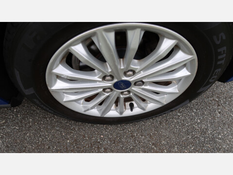 Ford Focus TITANIUM TDCI 19