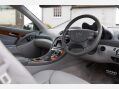 Mercedes-Benz SL Series 500 27