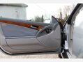 Mercedes-Benz SL Series 500 44