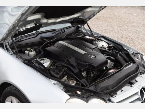 Mercedes-Benz SL Series 500 68