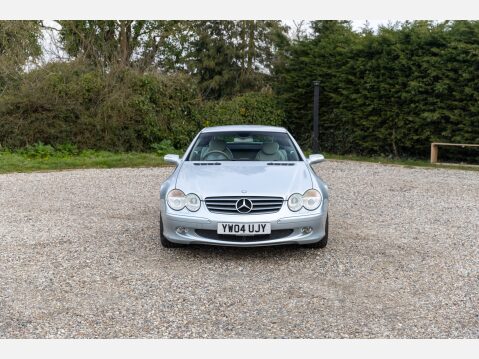 Mercedes-Benz SL Series 500 79