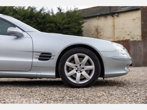 Mercedes-Benz SL Series 500 85